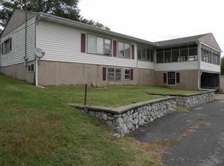 94 Finch Ln, Eddyville, KY 42038
