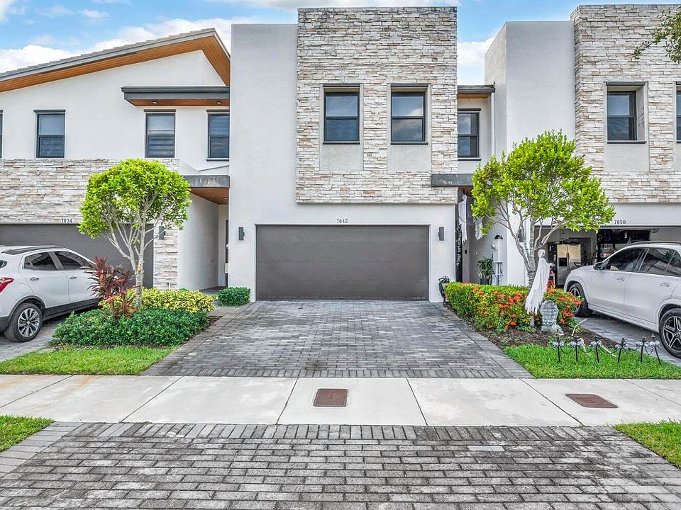 1st image of 7842 NW 105th Court