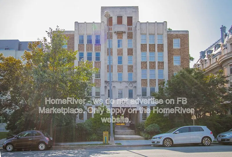1 bed, 1.0 bath, 595 sqft, $2,100 — Photo 2