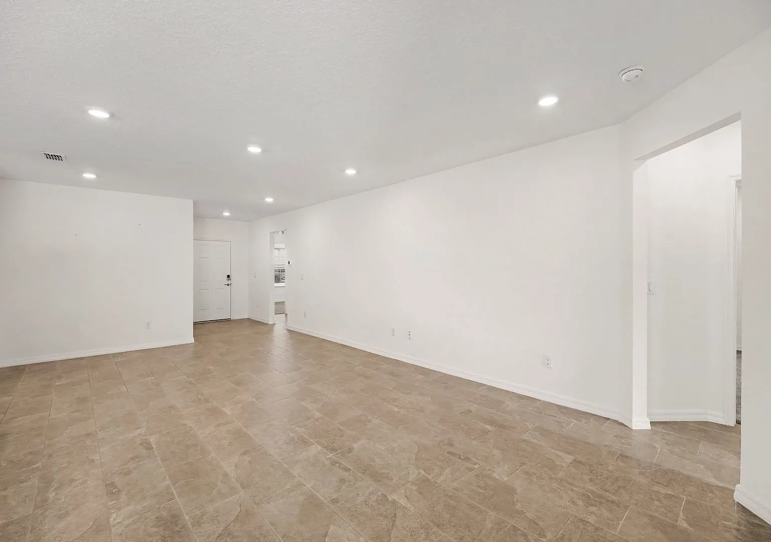 849 Brookview Lane — Photo 3