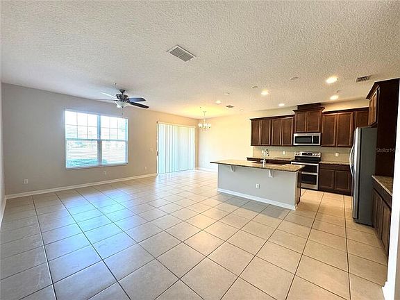 4th image of 15137 Sunrise Grove Ct