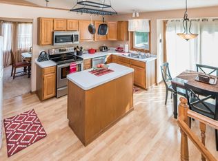 13463 Ivy Ter, Burnsville, MN 55337