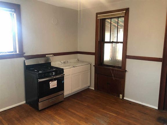 5th image of 616 Koeln Ave