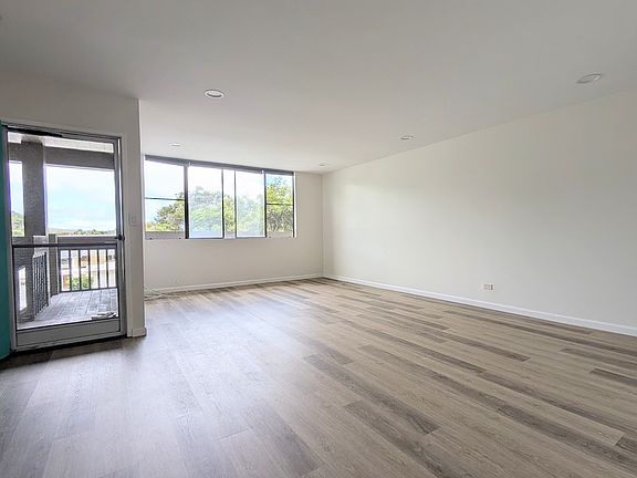 4th image of 340H Kawaihae St #340H