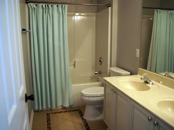 bathroom (2)