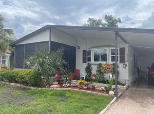 37700 Tahitian Ct, Zephyrhills, FL 33541