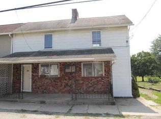 1505 W Crawfd Brkvale, Connellsville, PA 15425