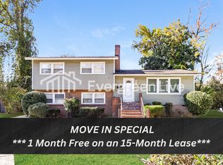 1639 Vancouver Dr, Charlotte, NC 28213