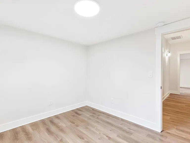 14090 Cogburn Rd — Photo 12