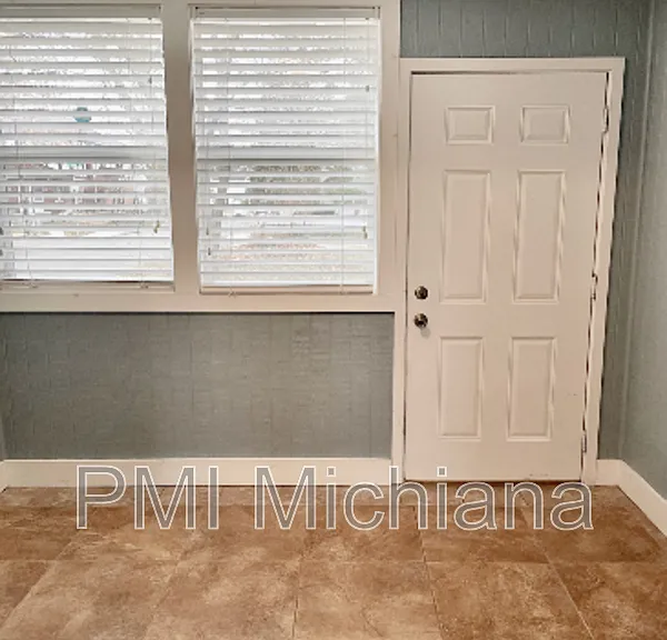 1226 E Madison St — Photo 7