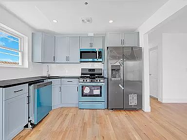 3rd image of 22-99 Nameoke Ave #2