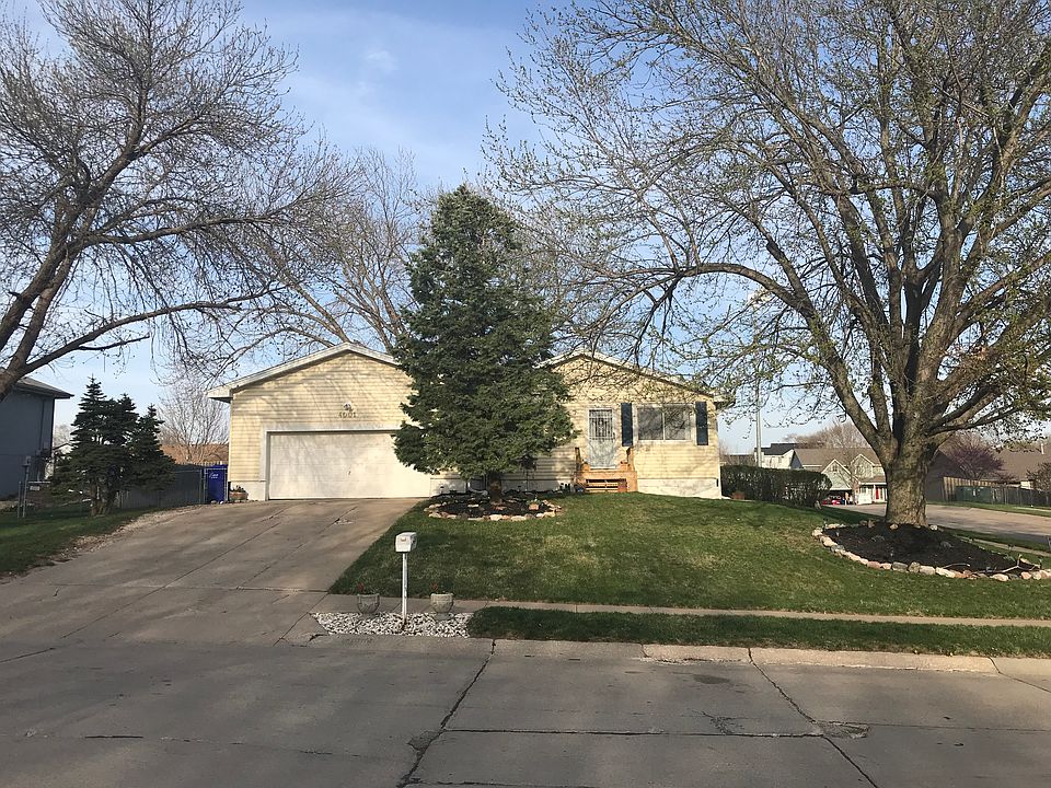 1st image of 4001 N 211th St
