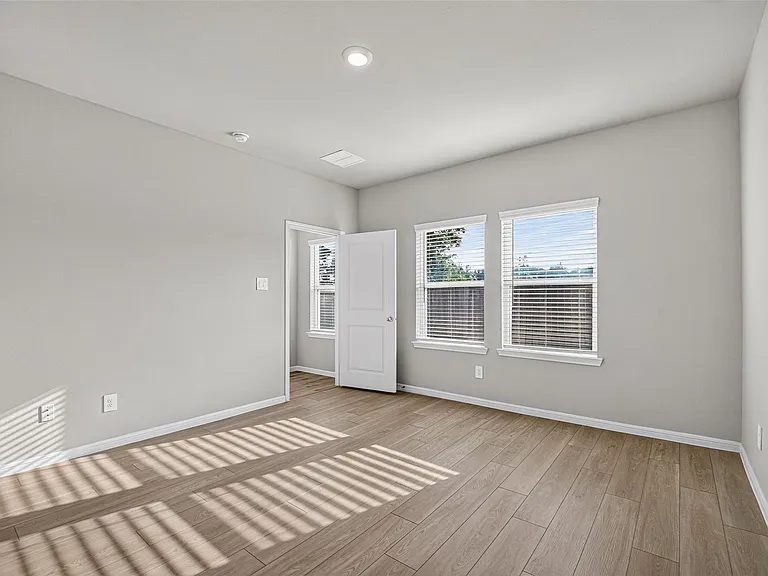 9254 Sea Garden St — Photo 29