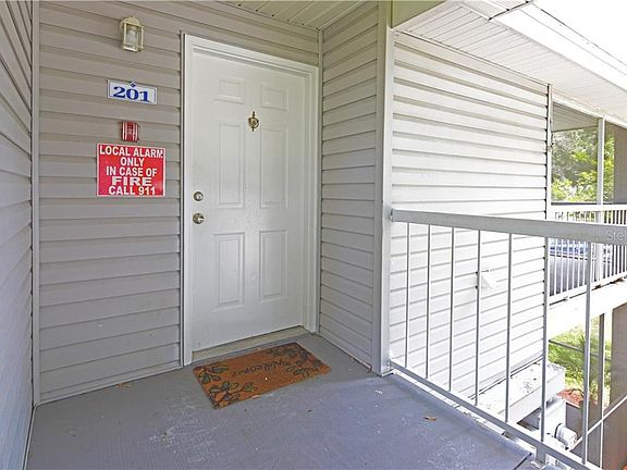 2nd image of 2585 Grassy Point Dr Unit 201