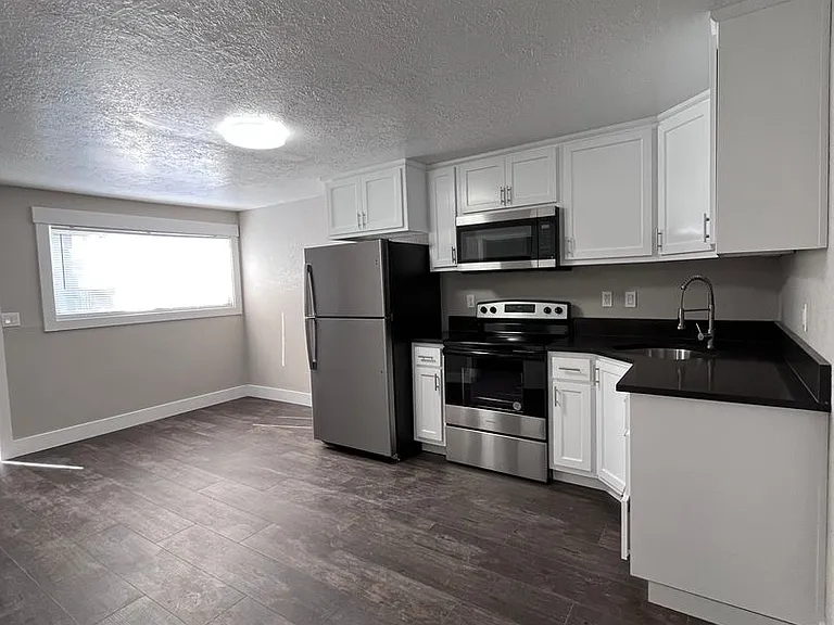 Bella Rose Apartments — Photo 11