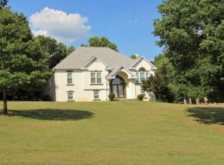 636 Springharbor Dr, Woodstock, GA 30188