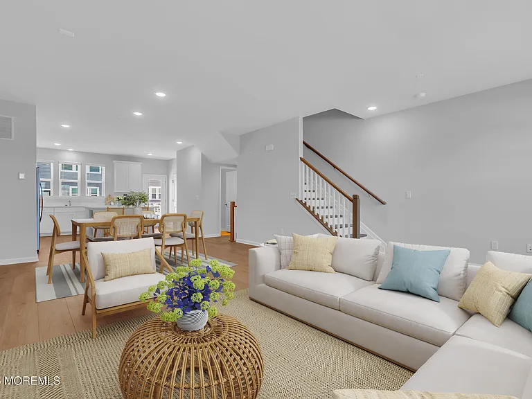 73 Driftwood Cir — Photo 4