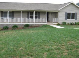 1007 Dawning Rd, Newport, TN 37821