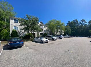1401 Collegiate Cir APT 202, Raleigh, NC 27606
