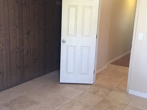 3rd image of 3202 Coral Dr