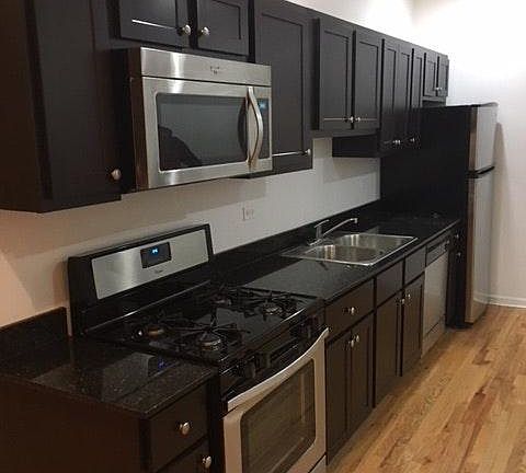 2nd image of 1948 W Lawrence Ave APT 3E
