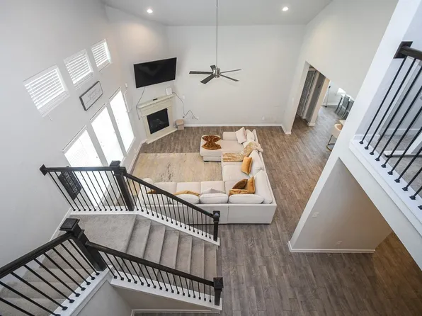 8831 Cabin Loft Ln, Rosharon, TX 77583