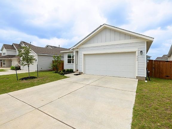 3rd image of 117 Broken Oak Dr