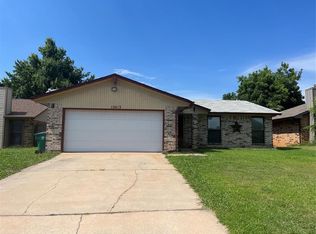 12413 SW 3rd St, Yukon, OK 73099