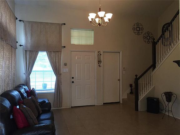 5th image of 1415 Chinaberry Dr