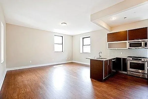 Rented by Park River | media 21