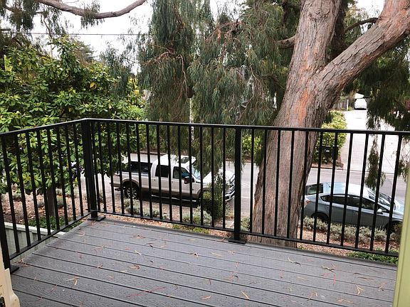 3rd image of 900 Capitola Ave APT 24