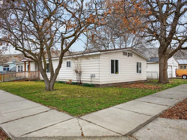 381 2nd St, Baker City, OR 97814