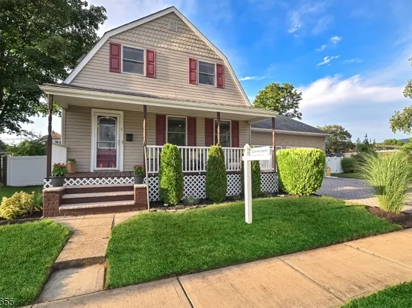 4 1St St, Wanaque Boro, NJ 07465