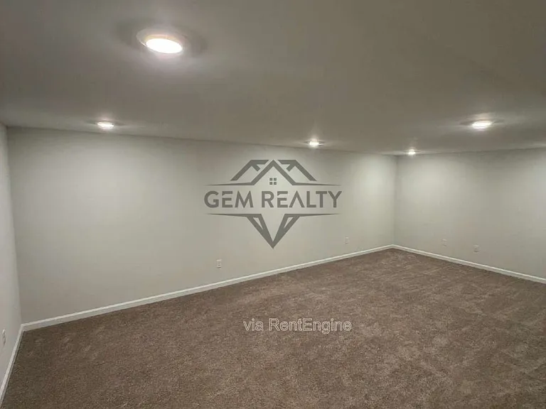 6619 Sacagawea St — Photo 34