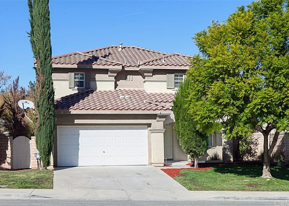 1st image of 28654 Avalon Ave