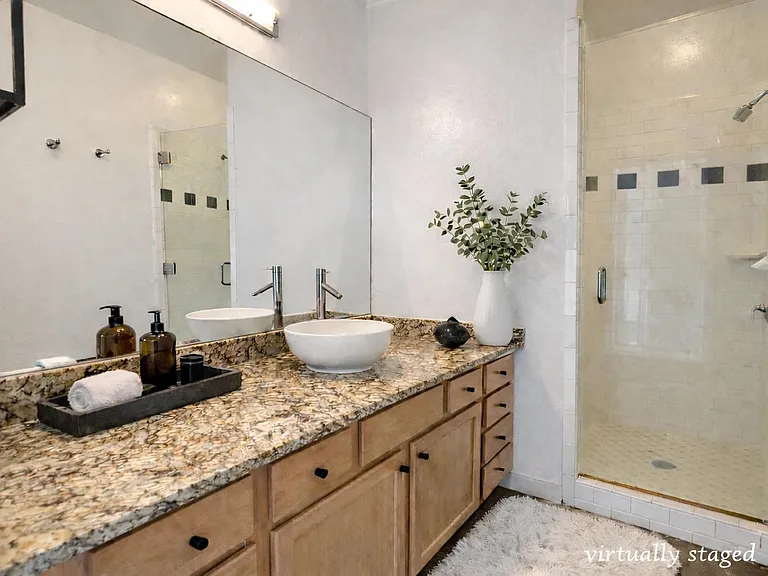 420 N Adams St #503 — Photo 9