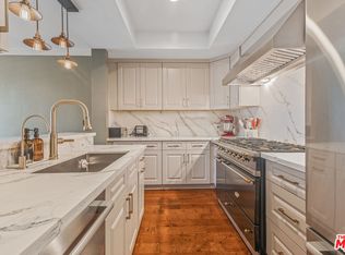 12115 San Vicente Blvd Unit 303, Los Angeles, CA 90049