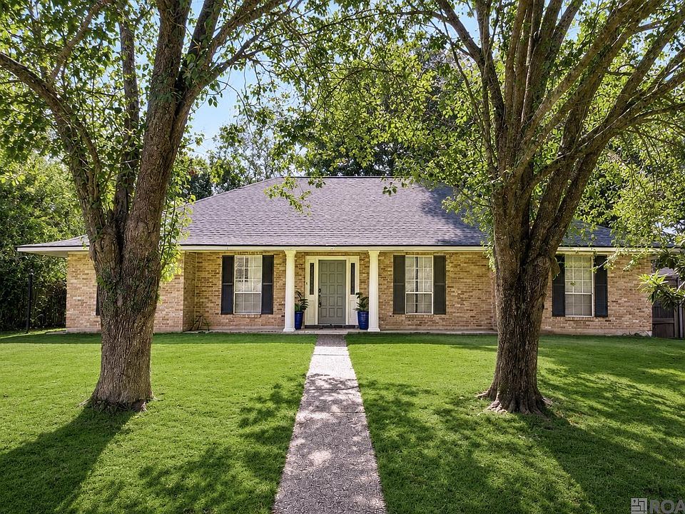 1st image of 4377 Chelsea Dr