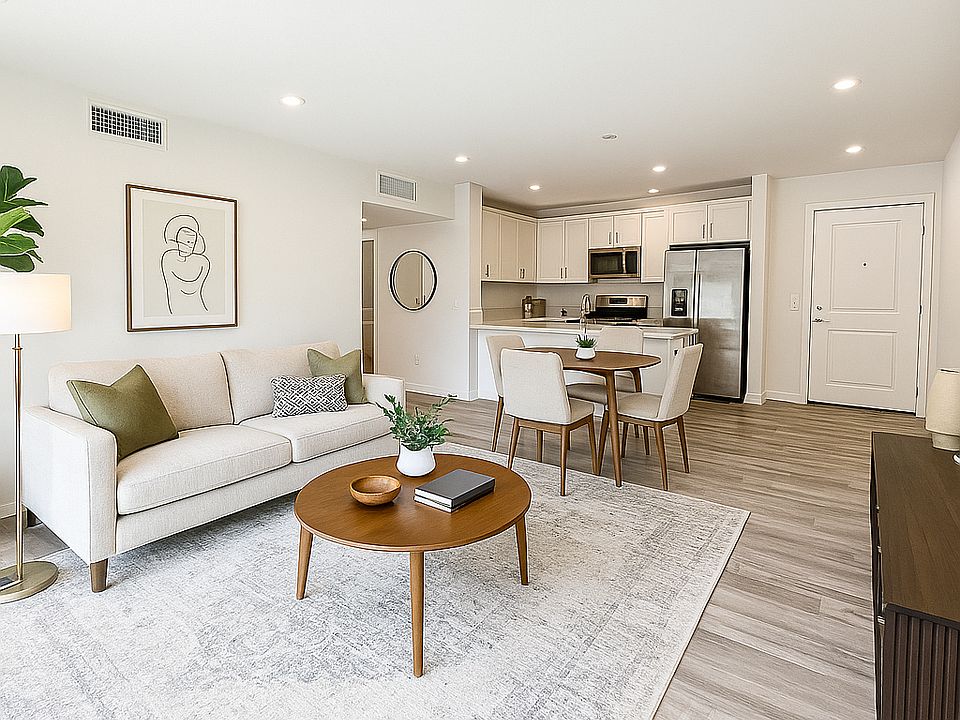 1st image of 1111 Echo Park Ave #202