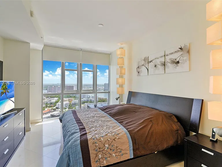 18201 Collins Ave #4209A — Photo 8