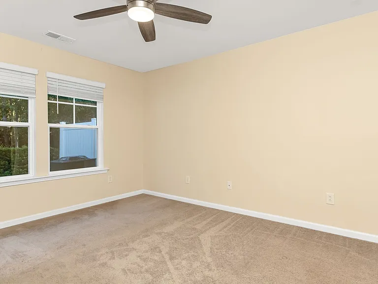 132 Machrie Loop #B — Photo 17