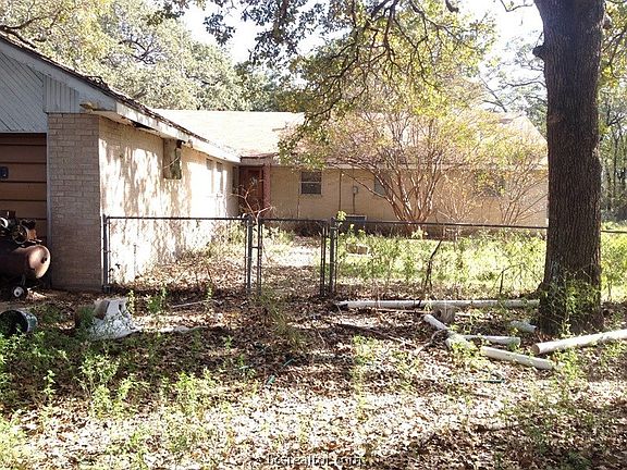 2nd image of 18402 E Fm 2293 N