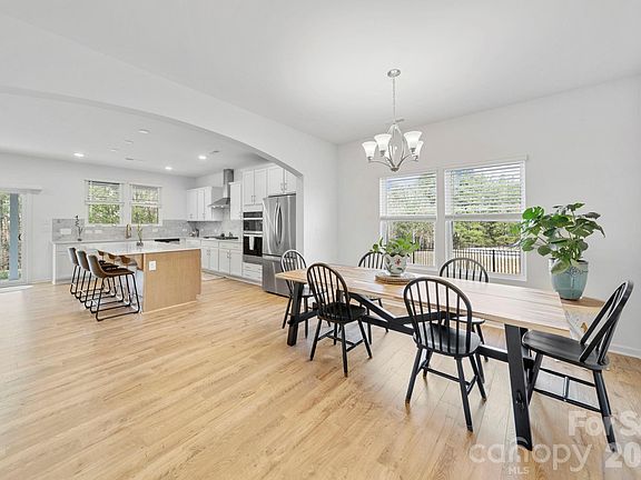 5th image of 11133 Argosy Dr