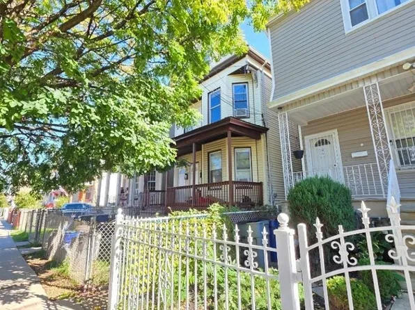579 Monroe Ave, Elizabeth City, NJ 07201