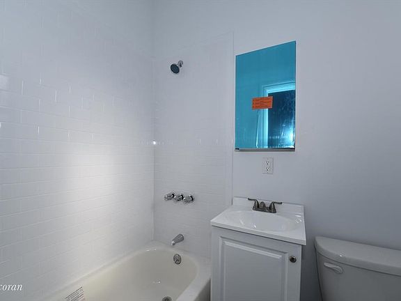 5th image of 3420 32nd St APT 6H