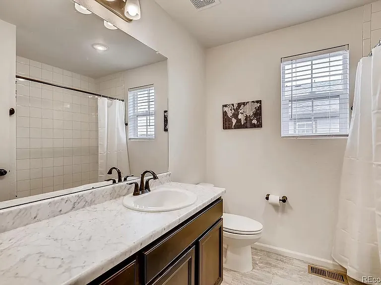 241 S Oak Hill St — Photo 14