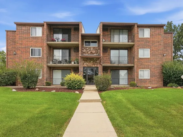 9840 W 153rd St APT 2SE, Orland Park, IL 60462