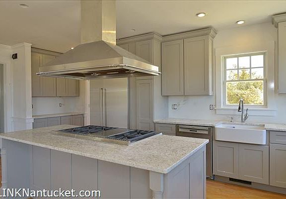 Farm Sink, Overhead Vent Hood
