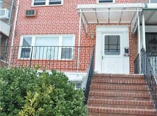 198-07 56th Ave, Flushing, NY 11365