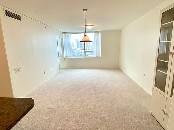 5th image of 88 Piikoi St APT 1207